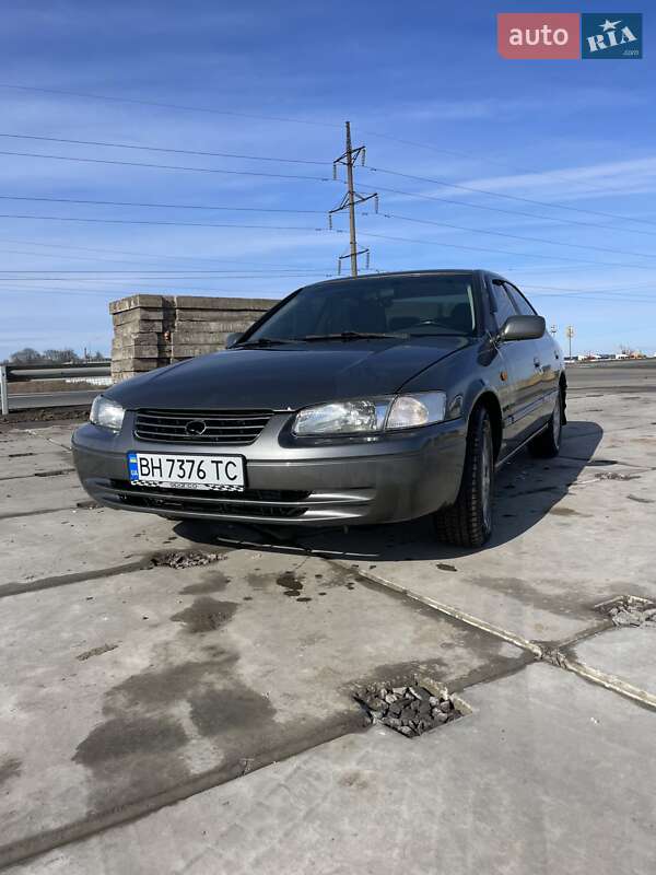 1997 toyota camry
