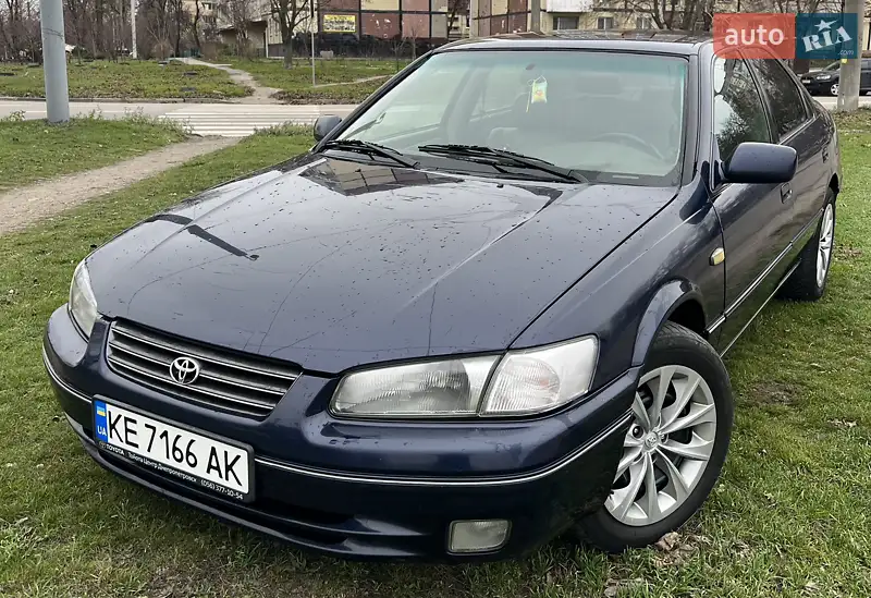1998 toyota camry