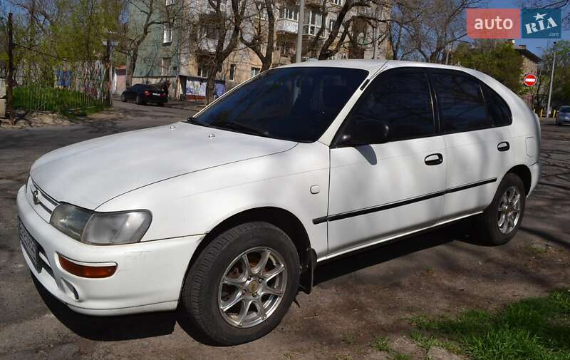 1993 toyota corolla