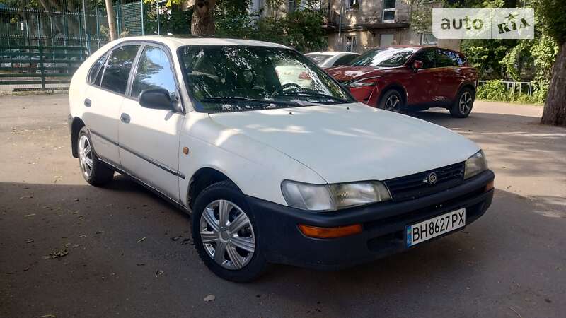 1993 toyota corolla