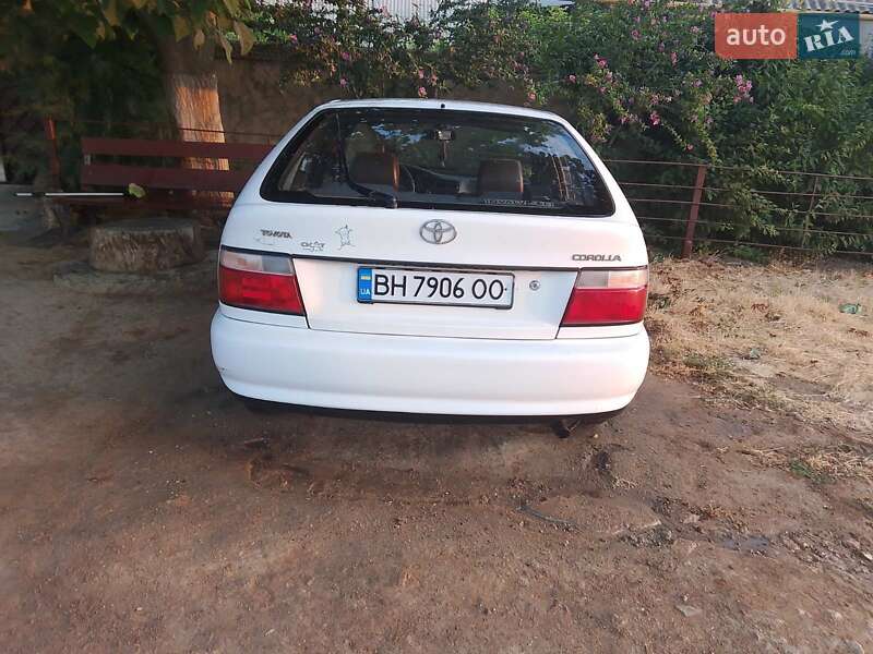 1993 toyota corolla