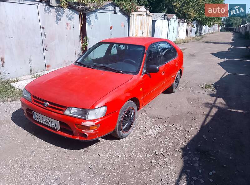 1995 toyota corolla