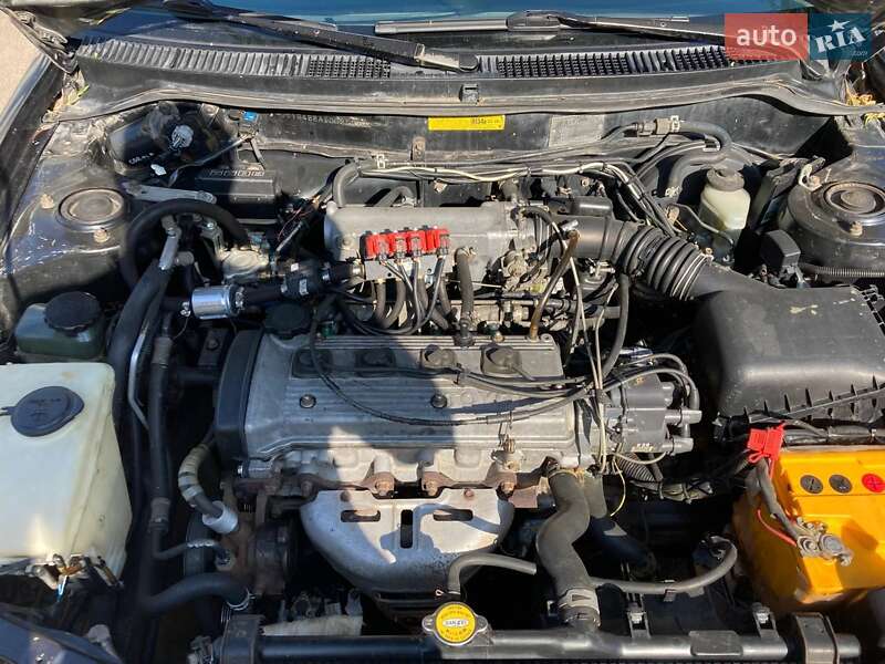1995 toyota corolla