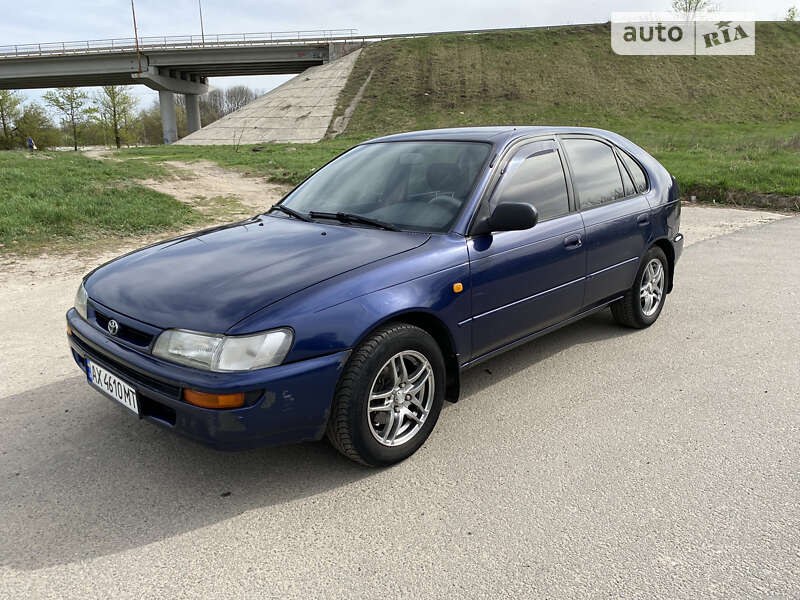 1996 toyota corolla