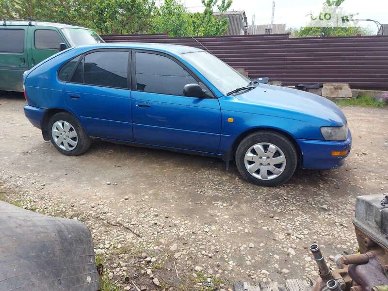 1996 toyota corolla