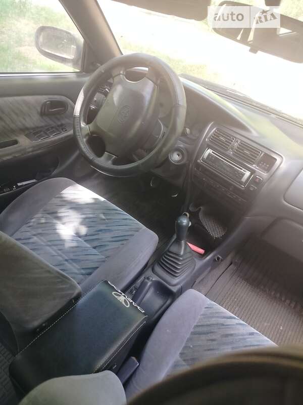 1996 toyota corolla