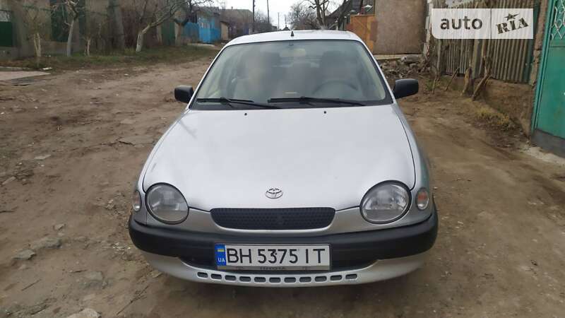 1998 toyota corolla