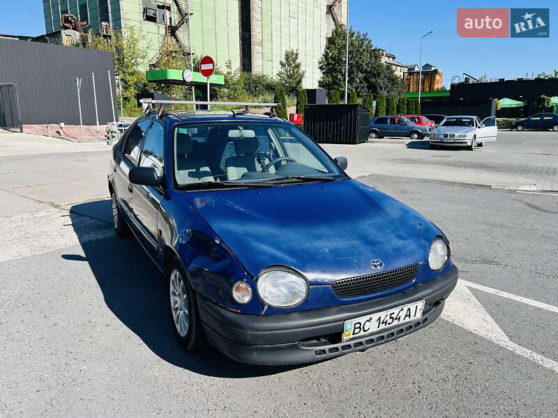 1998 toyota corolla