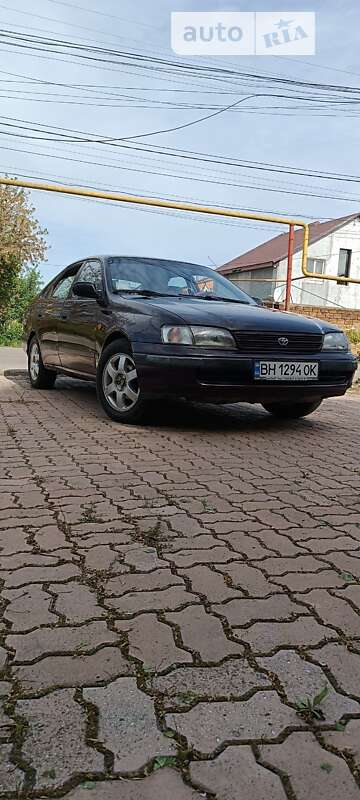 1992 toyota carina