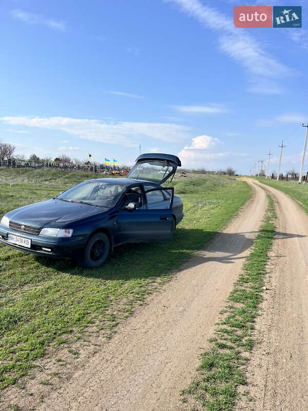 1992 toyota carina e