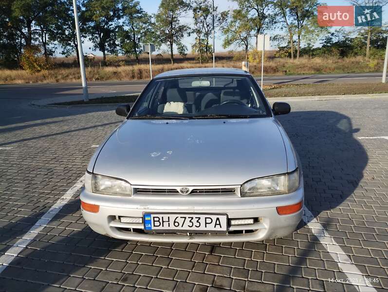 1995 toyota corolla