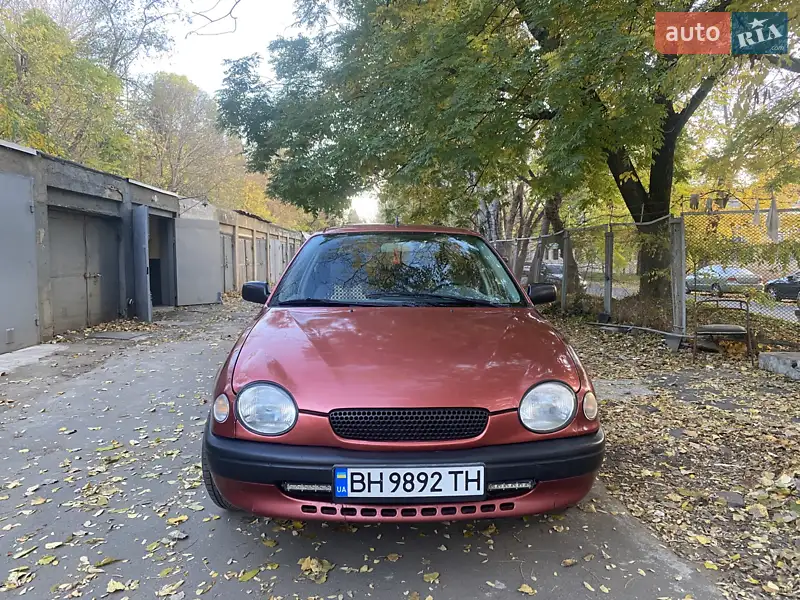 1998 toyota corolla