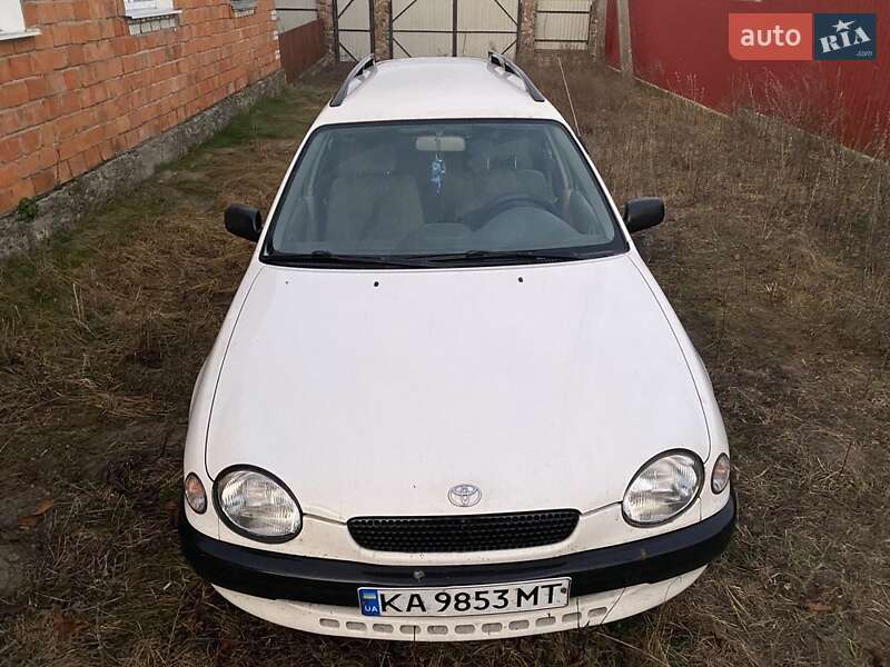 1998 toyota corolla