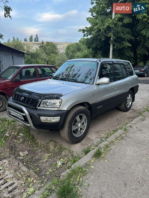1998 toyota rav4