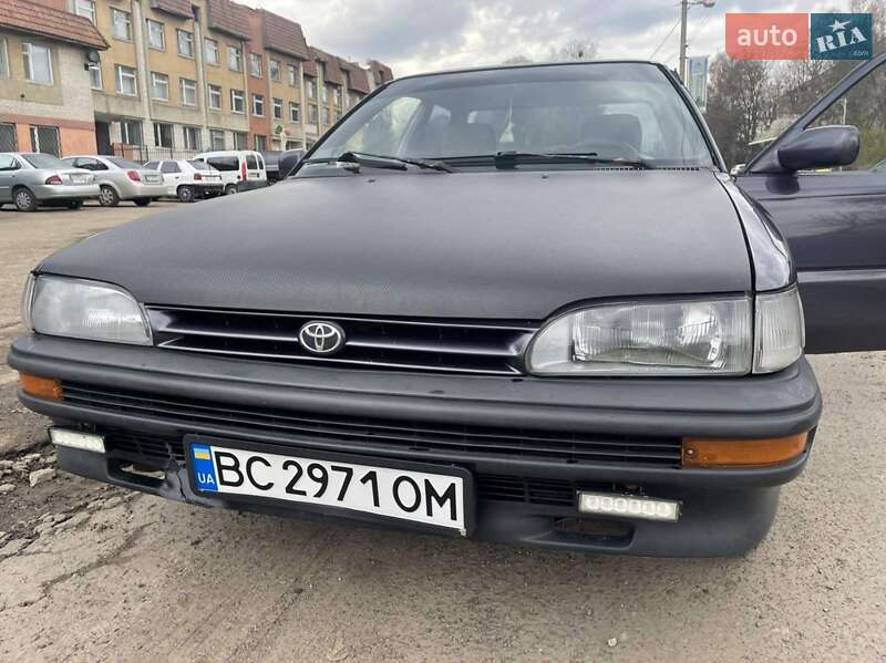 1992 toyota corolla