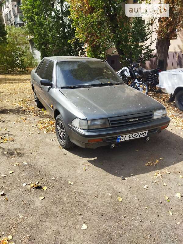 1988 toyota carina