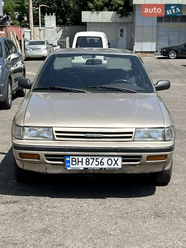 1988 toyota carina