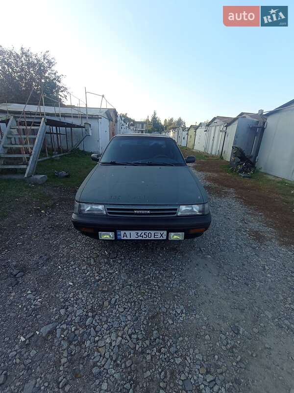 1990 toyota carina