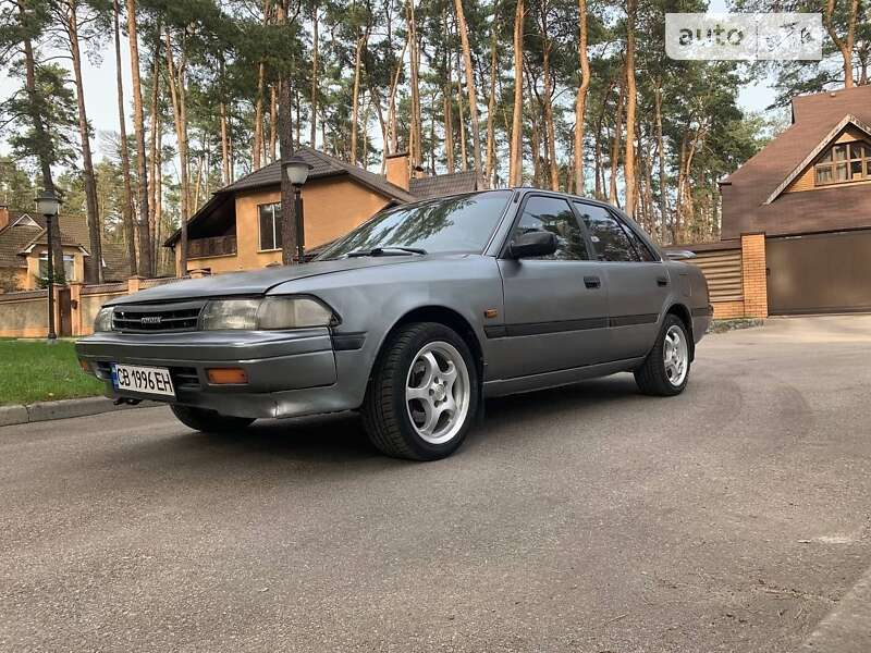 1988 toyota carina