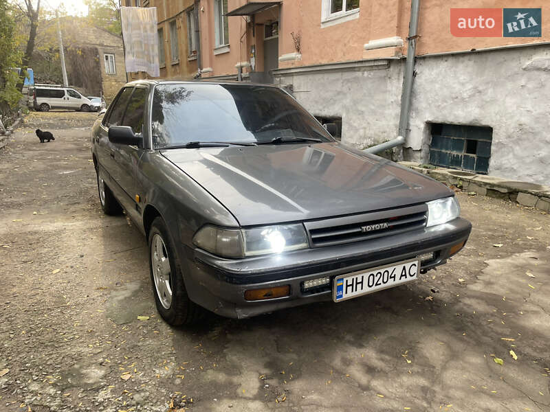 1988 toyota carina
