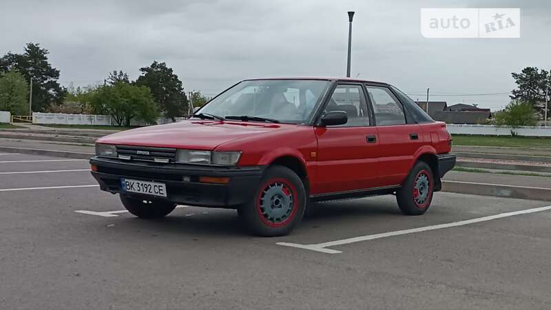 1989 toyota corolla