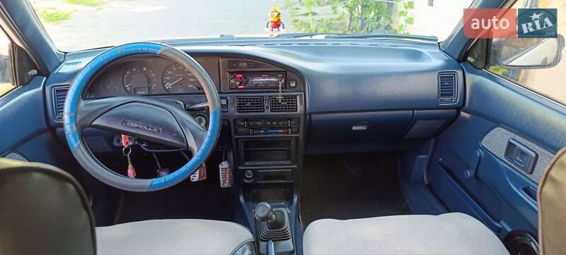1989 toyota corolla