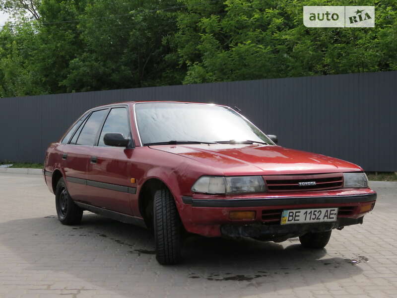 1988 toyota carina