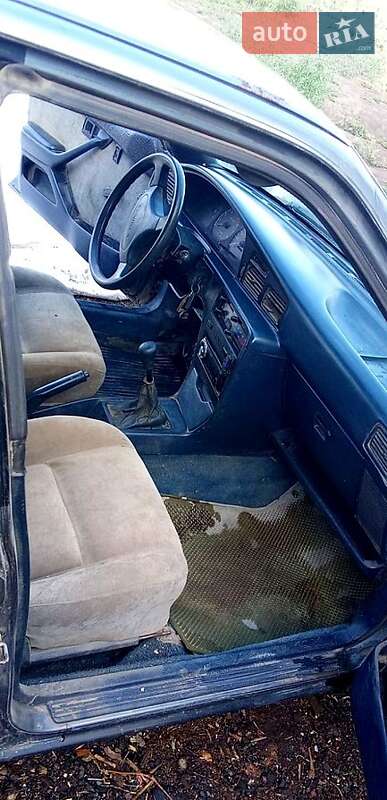 1990 toyota carina