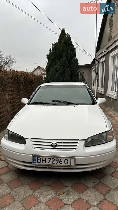 1999 toyota camry