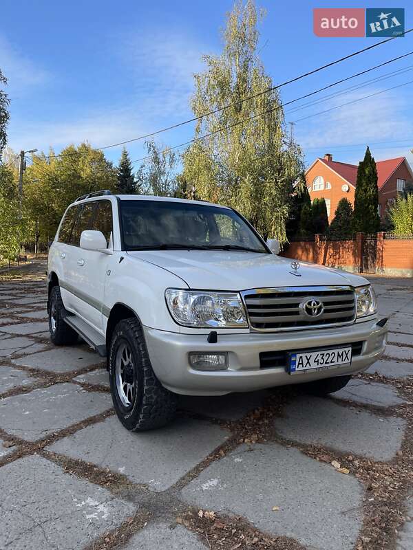 2000 toyota land cruiser