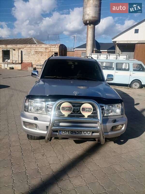 1999 toyota land-cruiser