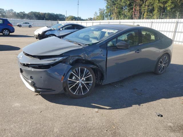 2024 TOYOTA Prius