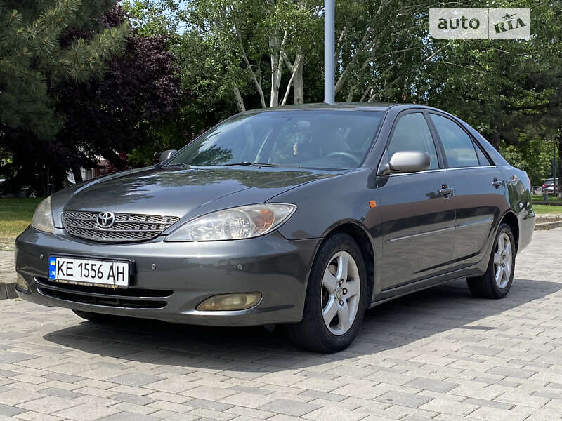2002 toyota camry