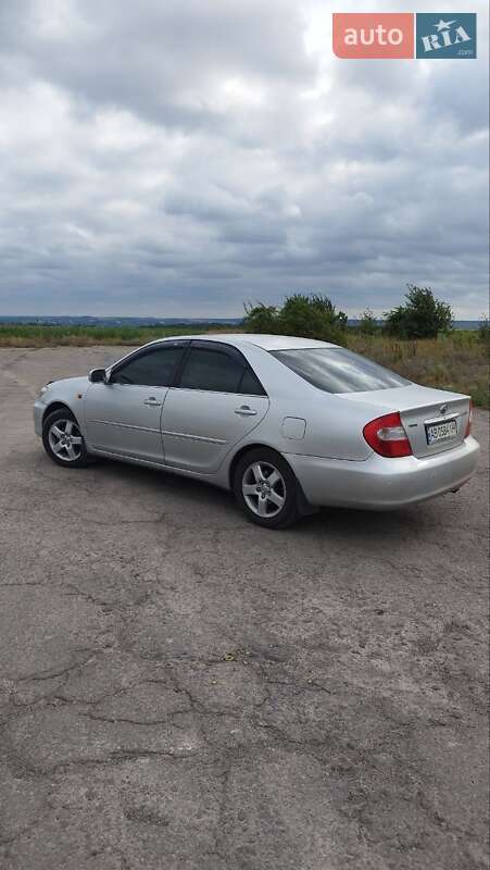 2003 toyota camry