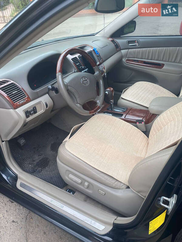 2005 toyota camry