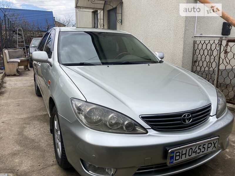 2005 toyota camry
