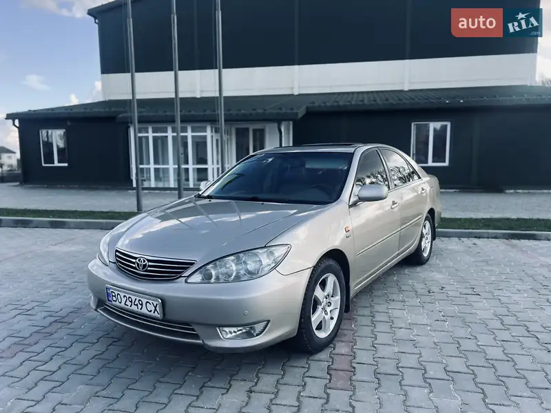 2005 toyota camry