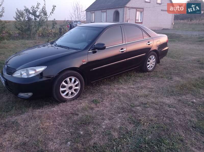 2004 toyota camry