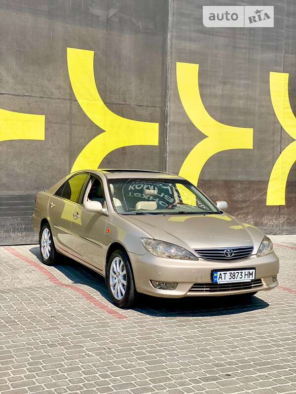 2005 toyota camry