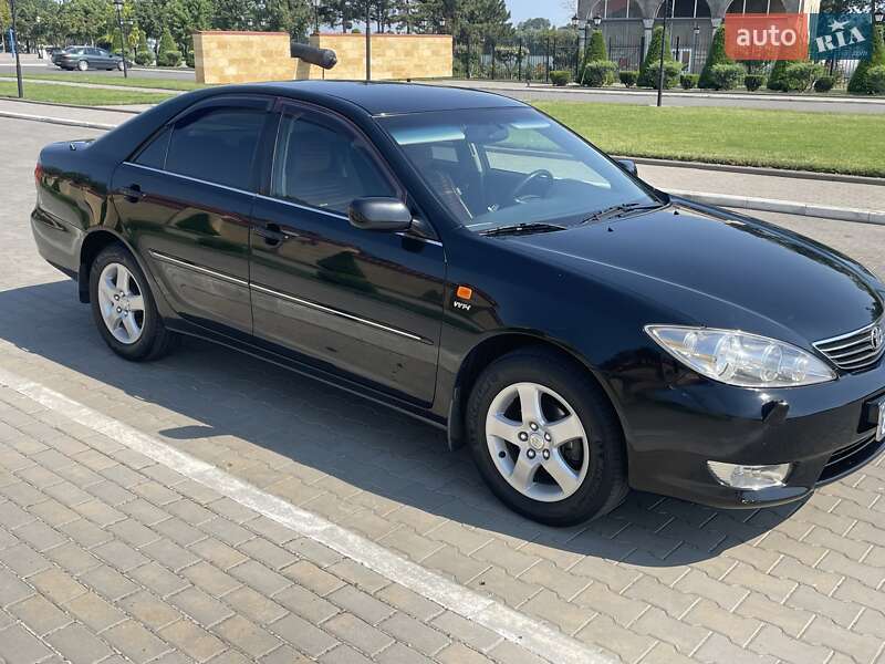 2005 toyota camry