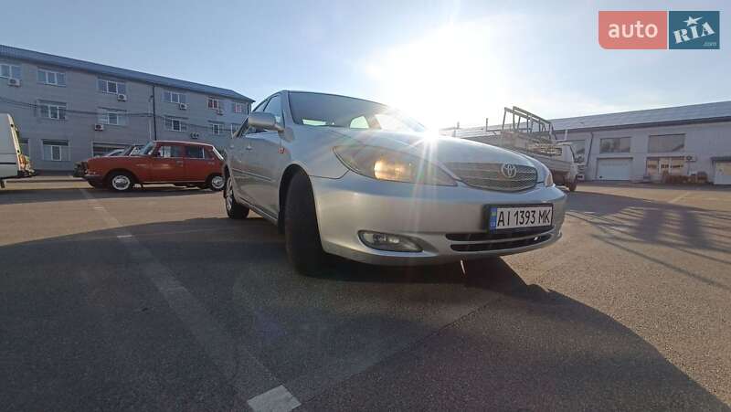 2002 toyota camry