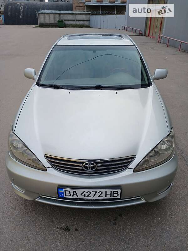 2005 toyota camry