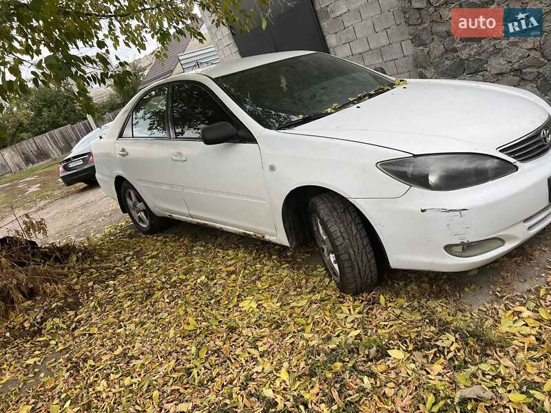 2002 toyota camry