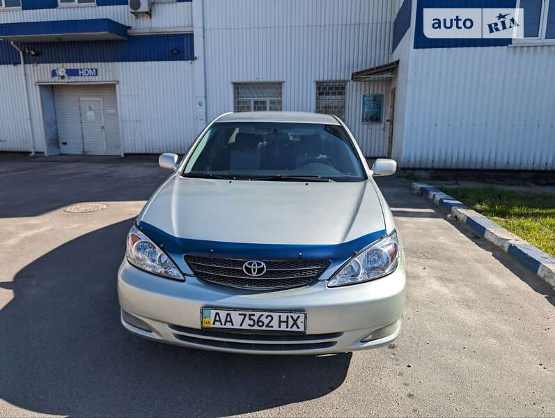 2003 toyota samry