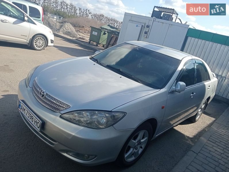 2003 toyota camry