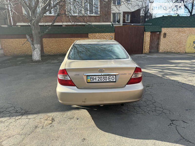 2001 toyota camry