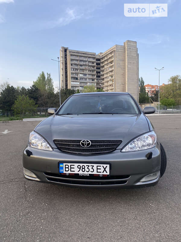 2003 toyota camry