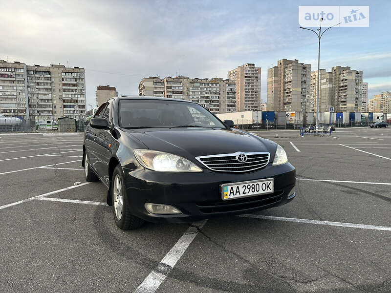 2004 toyota camry
