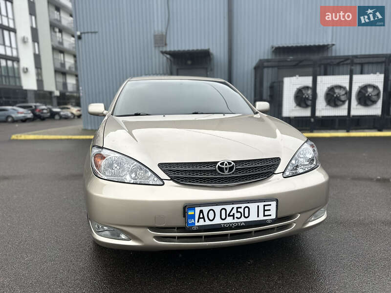 2003 toyota camry