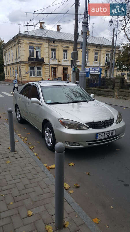 2003 TOYOTA Camry
